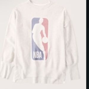 ABERCROMBIE Boyfriend Crew NBA Graphic